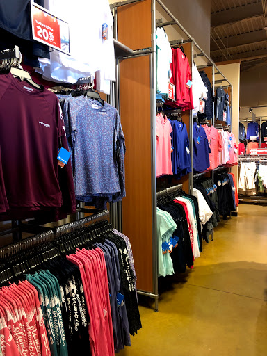 Sportswear Store «Columbia Sportswear Outlet Store at Outlets at Anthem», reviews and photos, 4250 W Anthem Way, Phoenix, AZ 85086, USA