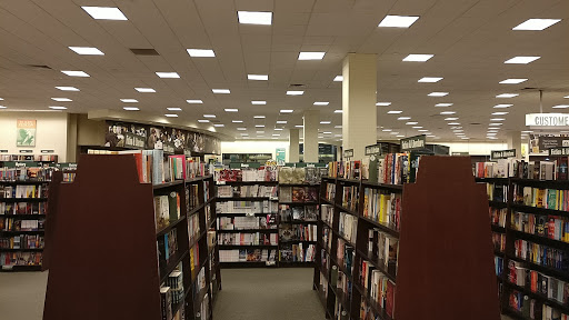 Book Store «Barnes & Noble», reviews and photos, 371 Putnam Pike, Smithfield, RI 02917, USA