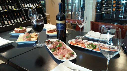 Wine Store «Wine & Spirits Emporium», reviews and photos, 10730 NW 74th St, Medley, FL 33178, USA