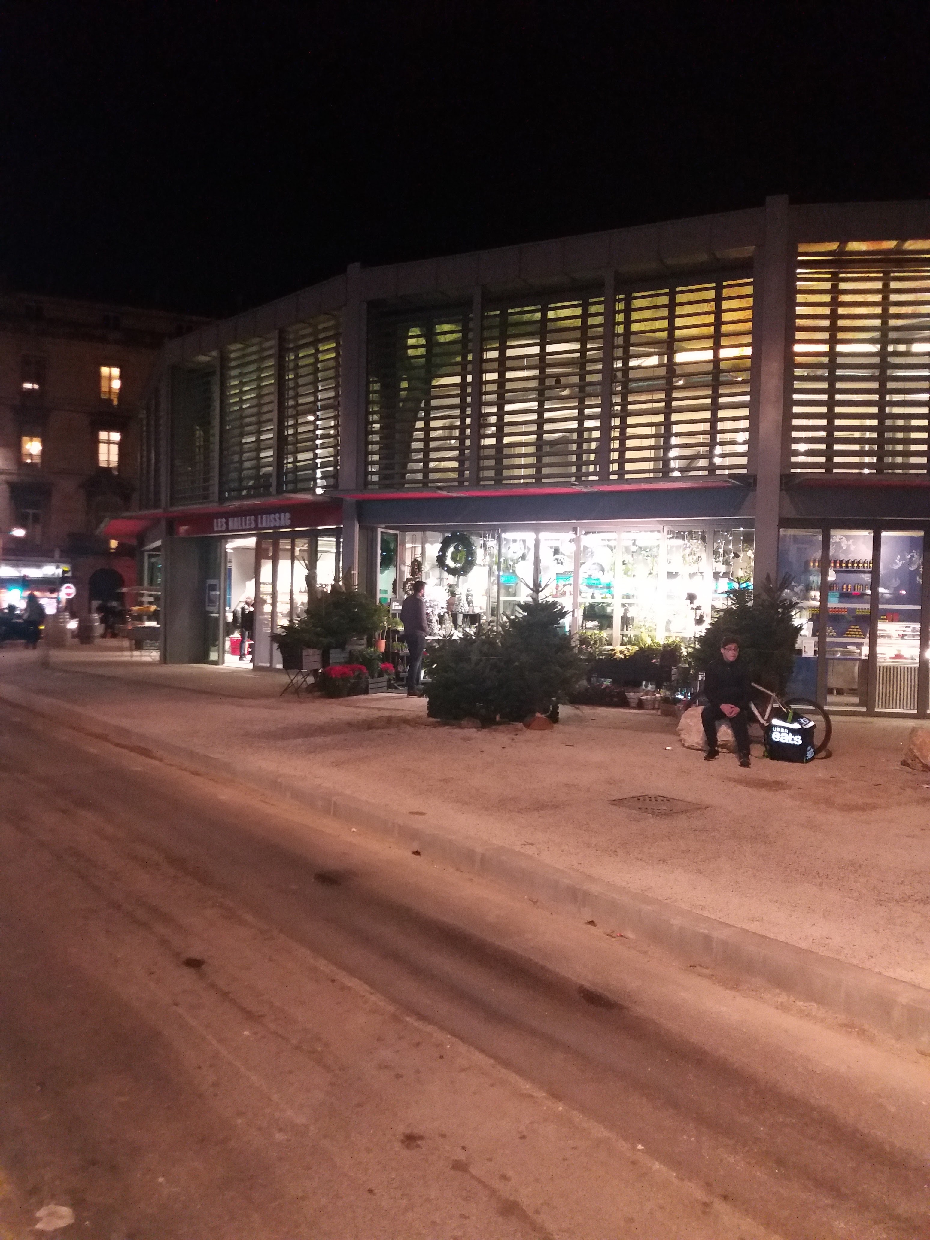 Photo n° 4 de l'avis de Ly. fait le 05/12/2018 à 17:45