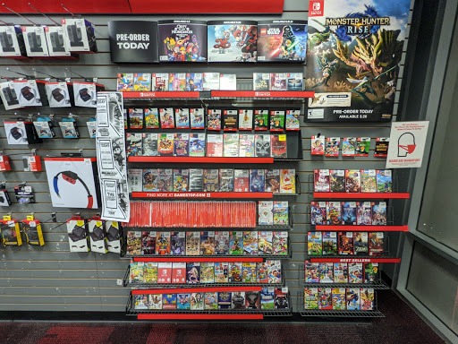 Video Game Store «GameStop Military», reviews and photos, 2840 Bastogne Ave, Fort Campbell, KY 42223, USA
