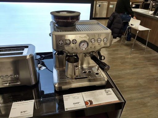 Electronics Store «Best Buy», reviews and photos, 26 Plaza Dr, Fairview Heights, IL 62208, USA