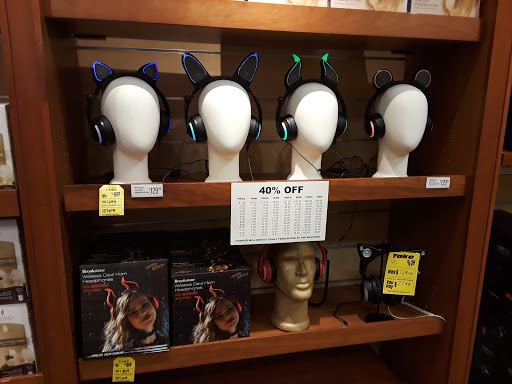 Shopping Mall «MacArthur Center», reviews and photos, 300 Monticello Ave, Norfolk, VA 23510, USA