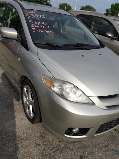 Car Dealer «Lewis Avenue Auto Sales Inc», reviews and photos, 38280 N Sheridan Rd, Beach Park, IL 60087, USA