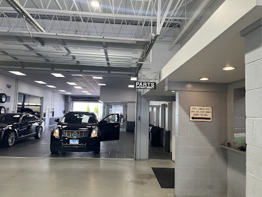 GMC Dealer «Rizza Cadillac Buick GMC», reviews and photos, 8425 159th St, Tinley Park, IL 60487, USA