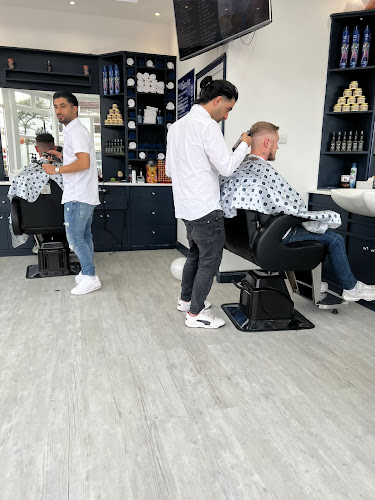 shiv's barber shop - Worthing
