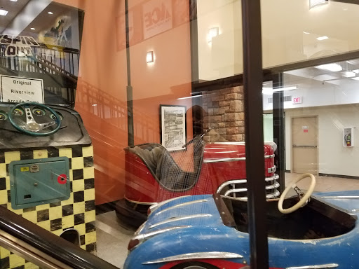 Shopping Mall «Park Fair Mall», reviews and photos, 100 E Euclid Ave, Des Moines, IA 50313, USA