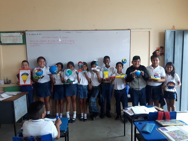 Escuela de Educación Básica Victor Antonio Moreno Mosquera - Machala