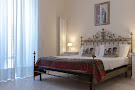 Photos des visiteurs Bed & Breakfast Domus Borbonica 80134 Naples (miniature)