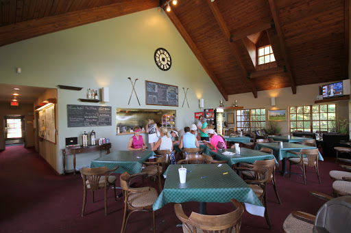 Golf Course «Deerpath Golf Course», reviews and photos, 500 W Deerpath Rd, Lake Forest, IL 60045, USA