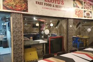 Lloyd's restaurant image
