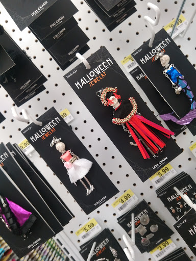 Fabric Store «Jo-Ann Fabrics and Crafts», reviews and photos, 8062 N Blackstone Ave, Fresno, CA 93720, USA