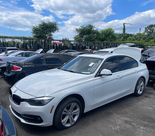 Used Auto Parts Store «Beltway Used Auto Parts», reviews and photos, 2421 Kenilworth Ave, Hyattsville, MD 20781, USA