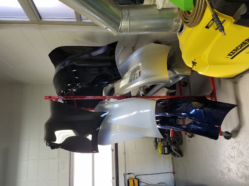 Auto Body Shop «D&H Collision Center», reviews and photos, 1783 Elmwood Ave, Warwick, RI 02888, USA