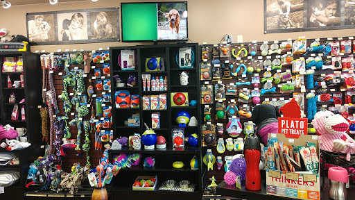Pet Store «Pet Valu», reviews and photos, 401 Harmony Rd, Gibbstown, NJ 08027, USA