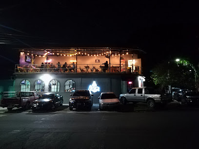 Bar La Estación SV - Colonia el Roble, Av. C #214, San Salvador