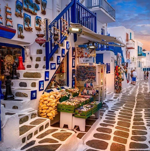 Travel and Cruise World