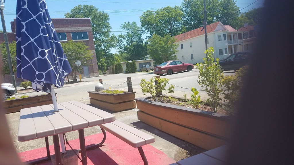 Old Hampton Seafood Kitchen 23669