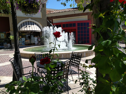 Shopping Mall «The Promenade at Westlake», reviews and photos, 100 Promenade Way, Thousand Oaks, CA 91362, USA