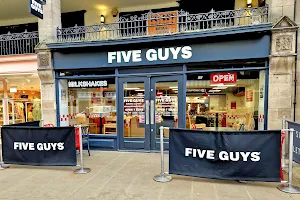 Five Guys Chester image