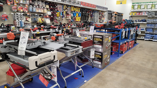 Hardware Store «Harbor Freight Tools», reviews and photos, 323 E Merritt Island Causeway, Merritt Island, FL 32952, USA