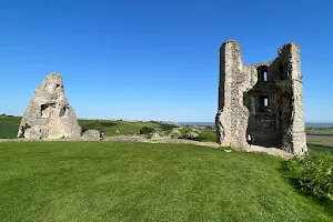Hadleigh Castle image