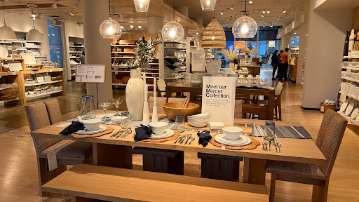 Furniture Store «Crate and Barrel», reviews and photos, 301 Santana Row, San Jose, CA 95128, USA