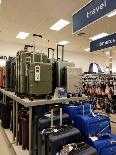 Department Store «Marshalls», reviews and photos, 7335 Mentor Ave, Mentor, OH 44060, USA
