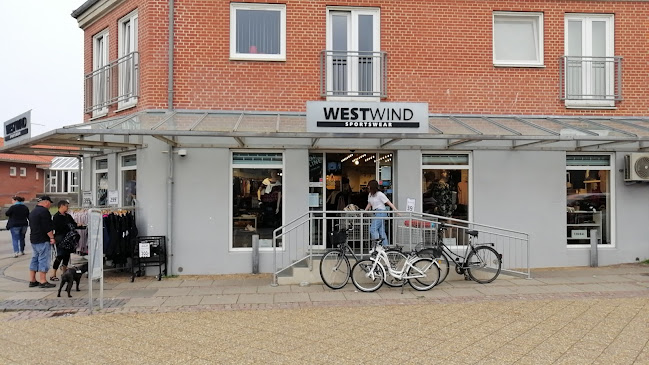 Anmeldelser af West Wind i Ringkøbing - Sportsbutik