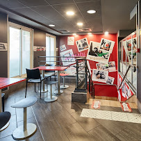 Photos du propriétaire du Restaurant KFC Paris Barbès - n°18