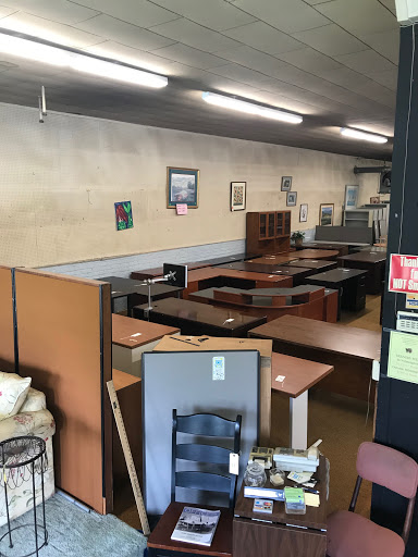 Used Office Furniture Store «Office Furniture Salvage», reviews and photos, 2705 Market St, Wilmington, NC 28403, USA