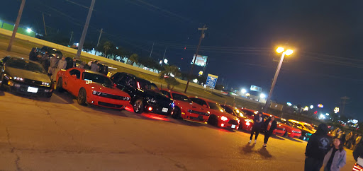 Auto Parts Store «Pep Boys Auto Parts & Service», reviews and photos, 4401 San Dario Ave, Laredo, TX 78041, USA