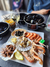 Plats et boissons du Restaurant de fruits de mer Chez Pierrot à Honfleur - n°3