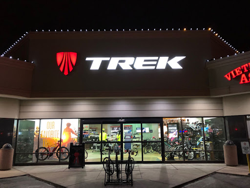Trek Bicycle Store of Omaha (Midtown), 7214 Jones St, Omaha, NE 68114, USA, 