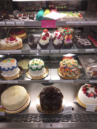 Supermarket «Publix Super Market at Trenholm Plaza», reviews and photos, 4840 Forest Dr #10, Columbia, SC 29206, USA