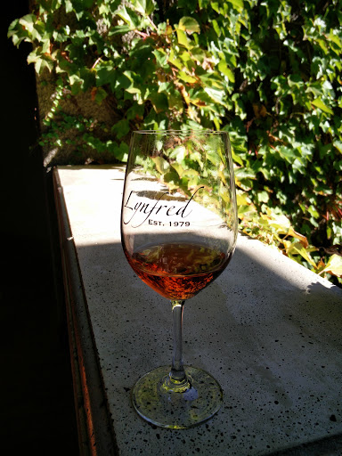 Bed & Breakfast «Lynfred Winery», reviews and photos, 15 S Roselle Rd, Roselle, IL 60172, USA