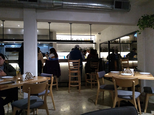 Albaricoque Restaurant