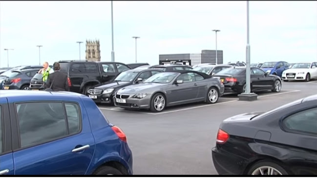 Reviews of Frenchgate Car Park Entrance in Doncaster - Parking garage