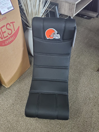 Furniture Rental Service «Showplace Rent to Own - Columbus», reviews and photos, 4200 W Broad St, Columbus, OH 43228, USA