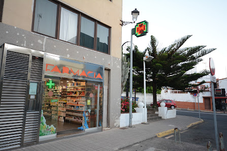 Farmacia Dacia Tenorio C. del Agua, 6, 35328 Vega de San Mateo, Las Palmas, España