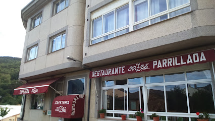 Restaurante Pazos - Av. Castilla, 1, local 1, 27670 Pedrafita do Cebreiro, Lugo, Spain