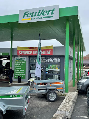 Réflexe Carte Grise / Feu Vert à Villiers-en-Bière