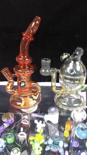 Tobacco Shop «One Stop Smoke Shop», reviews and photos, 18582 Beach Blvd #9, Huntington Beach, CA 92648, USA