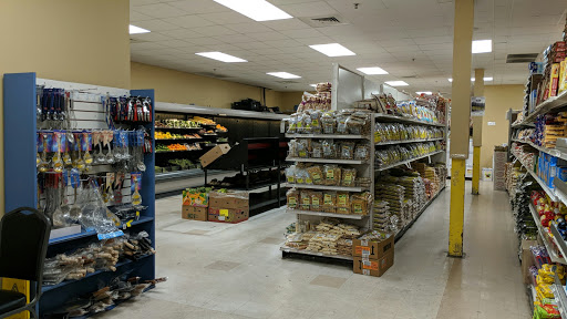 Grocery Store «INDU INDIAN GROCERY STORE (INDU CONVENIENT STORE)», reviews and photos, 4925 W Market St #1104, Greensboro, NC 27407, USA