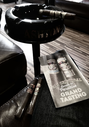 Cigar Shop «Cigar Room 2», reviews and photos, 378 Walnut St Ext, Agawam, MA 01001, USA