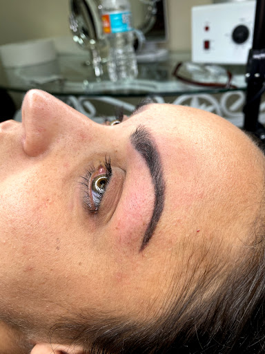 Beauty Salon «EBK Beauty LifeSTYLE Salon & Demi Spa», reviews and photos, 315 Scenic Point Ln, Fleming Island, FL 32003, USA