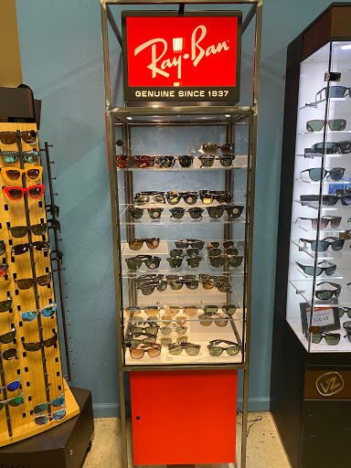 Outdoor Sports Store «Pacific Outfitters of Ukiah», reviews and photos, 955 N State St, Ukiah, CA 95482, USA