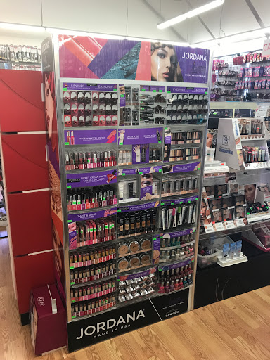 Beauty Supply Store «Humble Beauty Supply», reviews and photos, 218 1st St E, Humble, TX 77338, USA