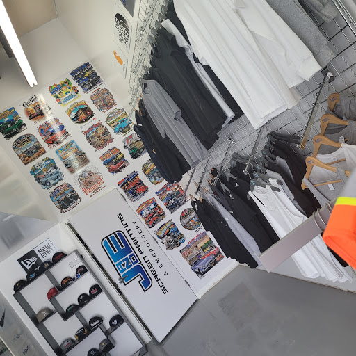 J & E Printing image