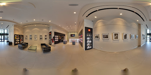Camera Store «Leica Store Miami», reviews and photos, 372 Miracle Mile, Coral Gables, FL 33134, USA